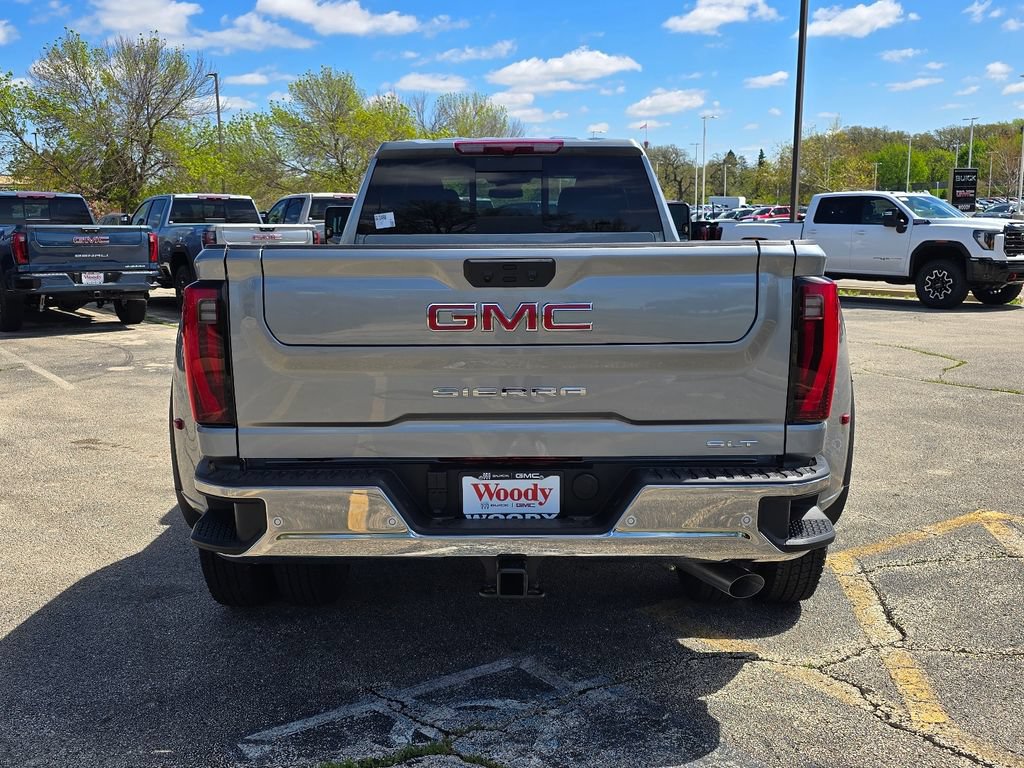 Certified 2026 GMC Sierra 3500 SLT w/ SLT Premium Package AWD/4WD image 10