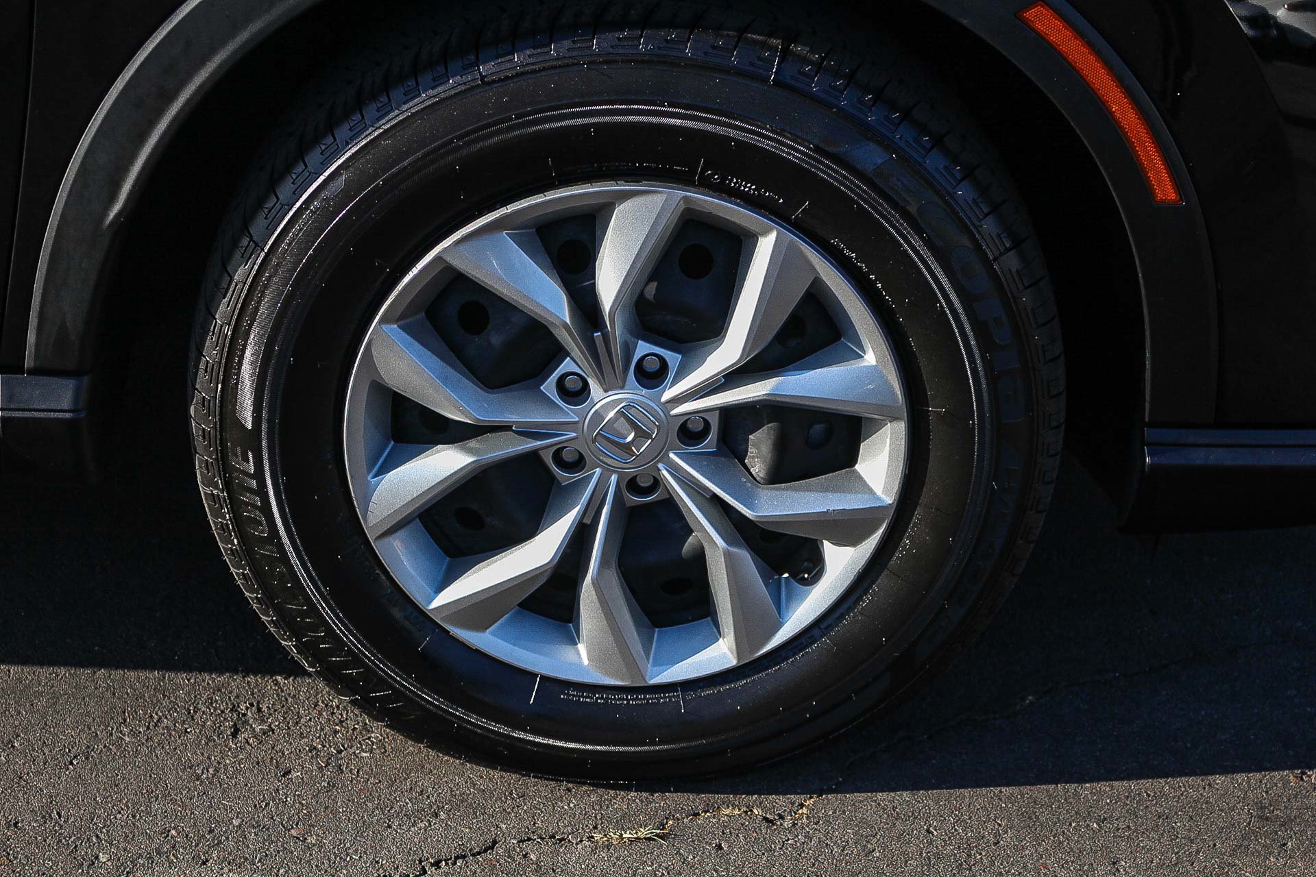 Certified 2025 Honda CR-V LX image 29