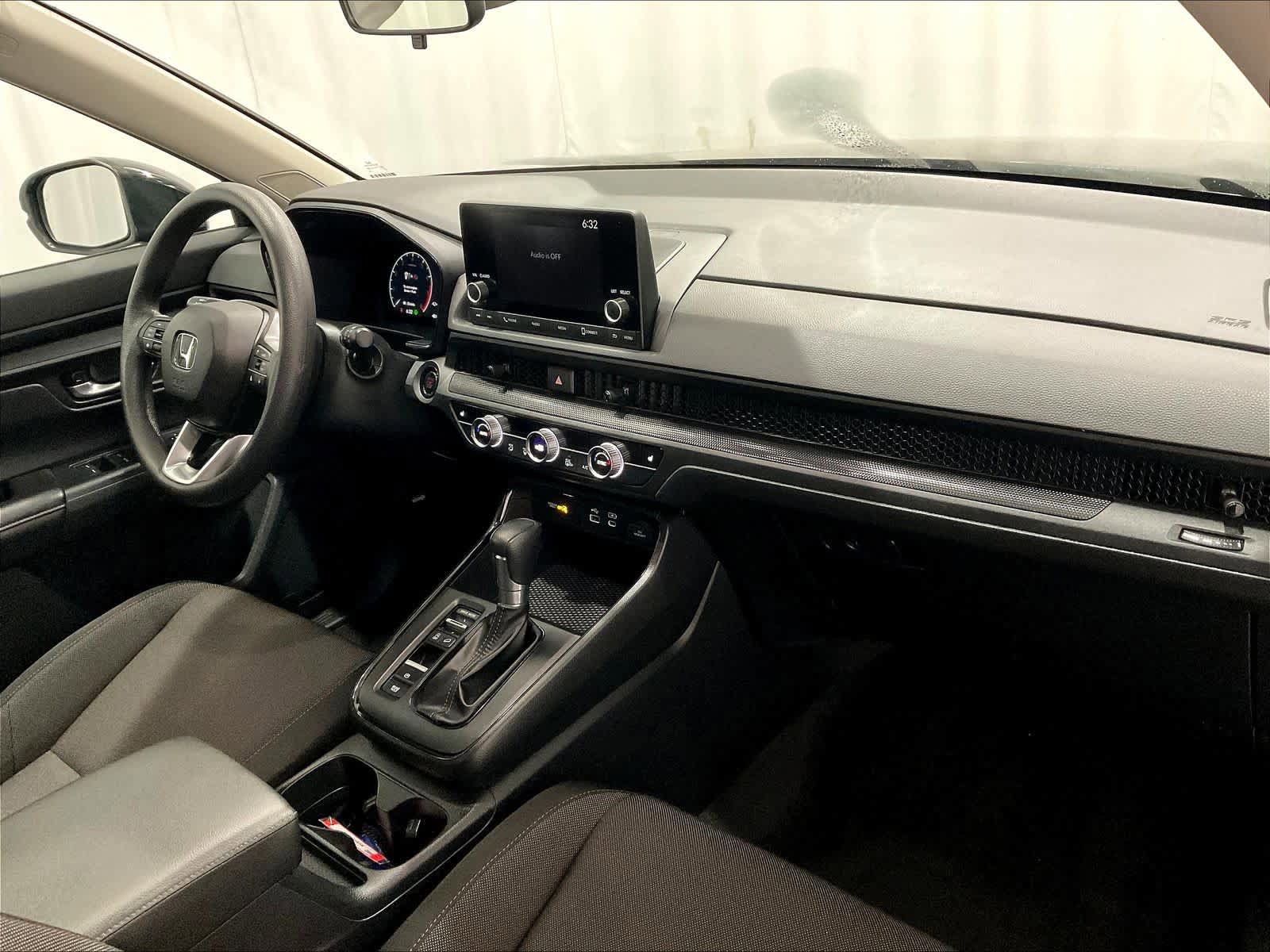 Used 2025 Honda CR-V EX image 14