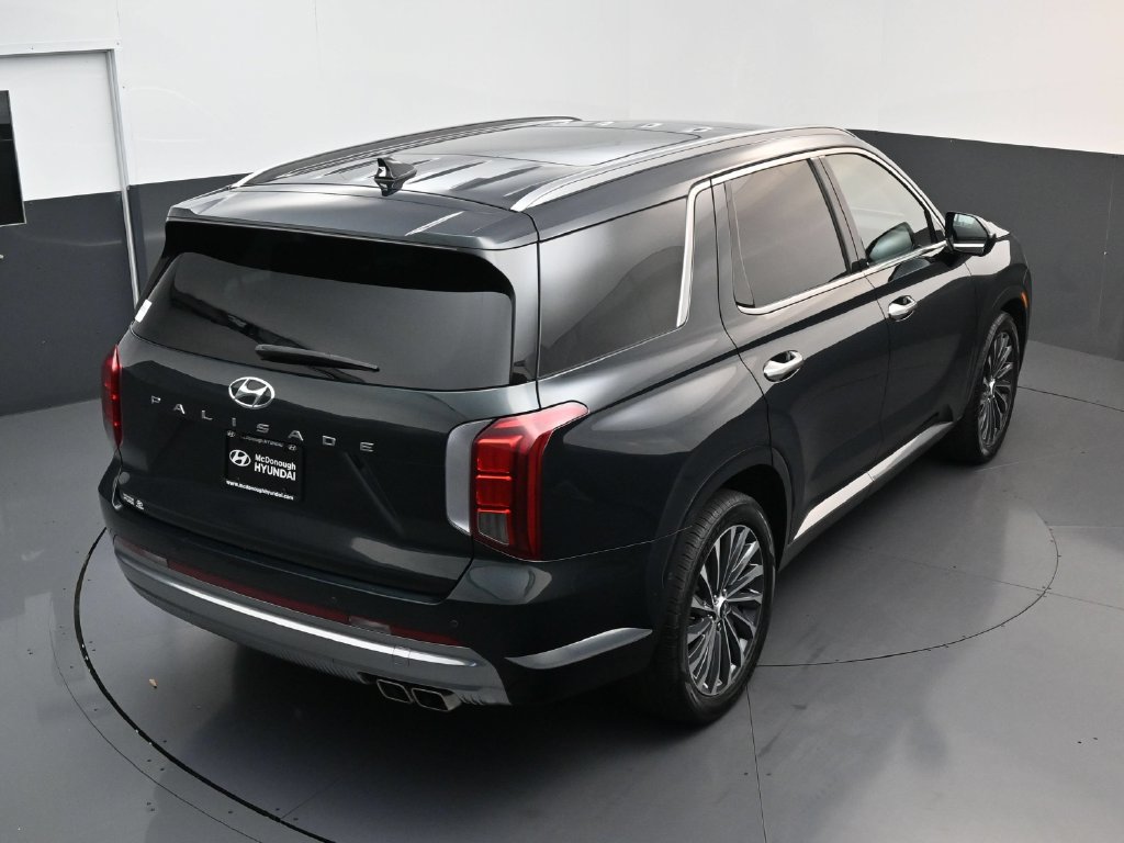 Certified 2024 Hyundai Palisade Calligraphy FWD image 19