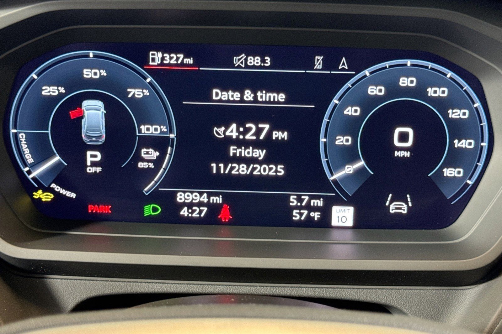 Used 2025 Audi Q4 e-tron Premium Plus image 12