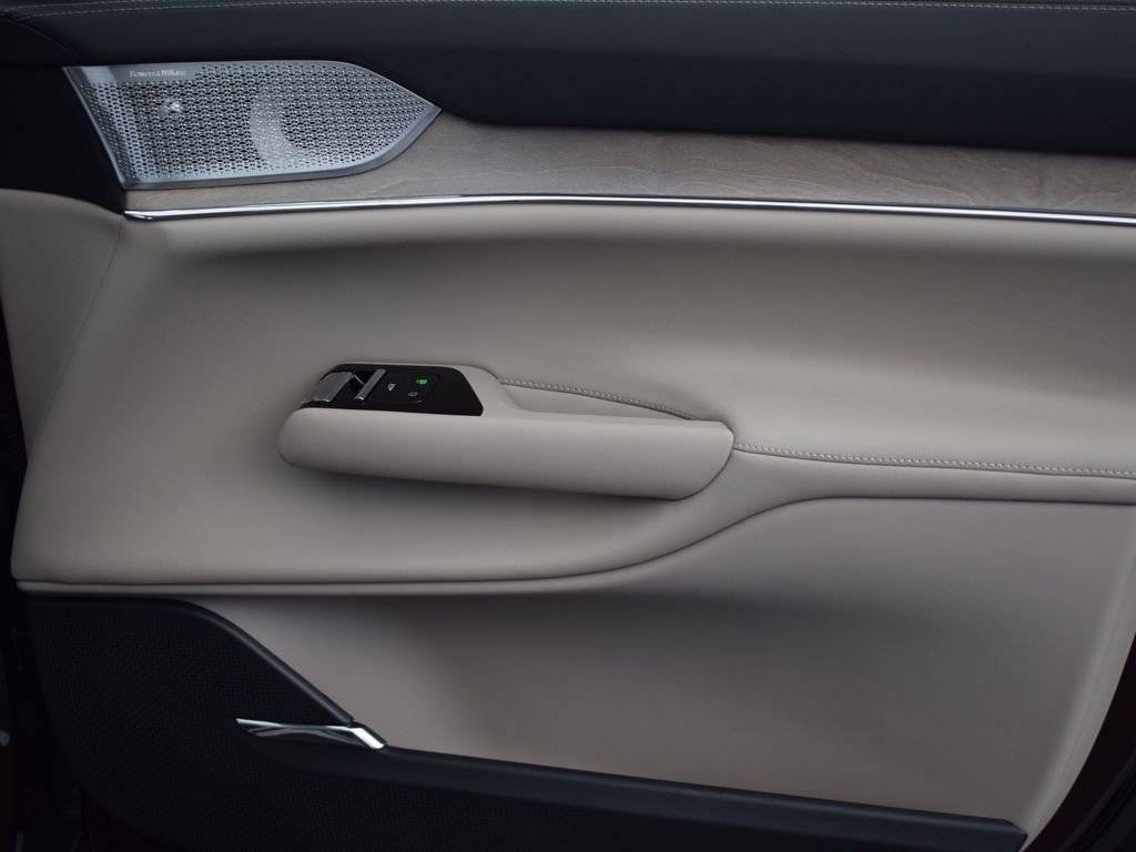 New 2025 Volvo EX90 Ultra image 14