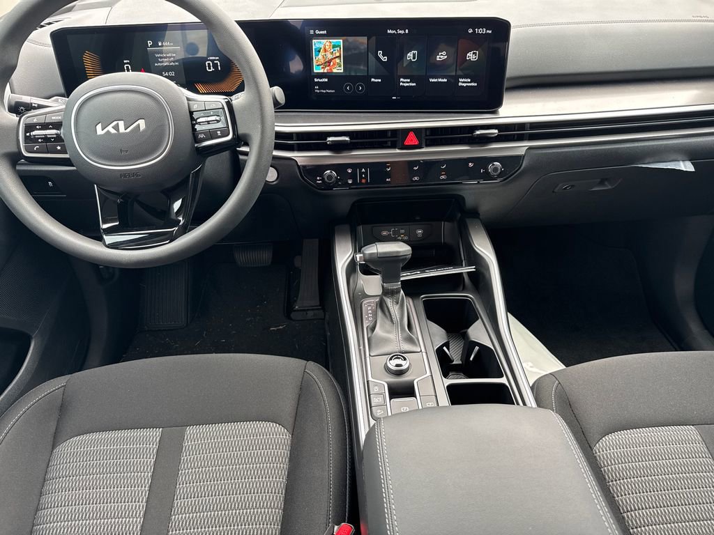 New 2025 Kia Sorento LX image 24