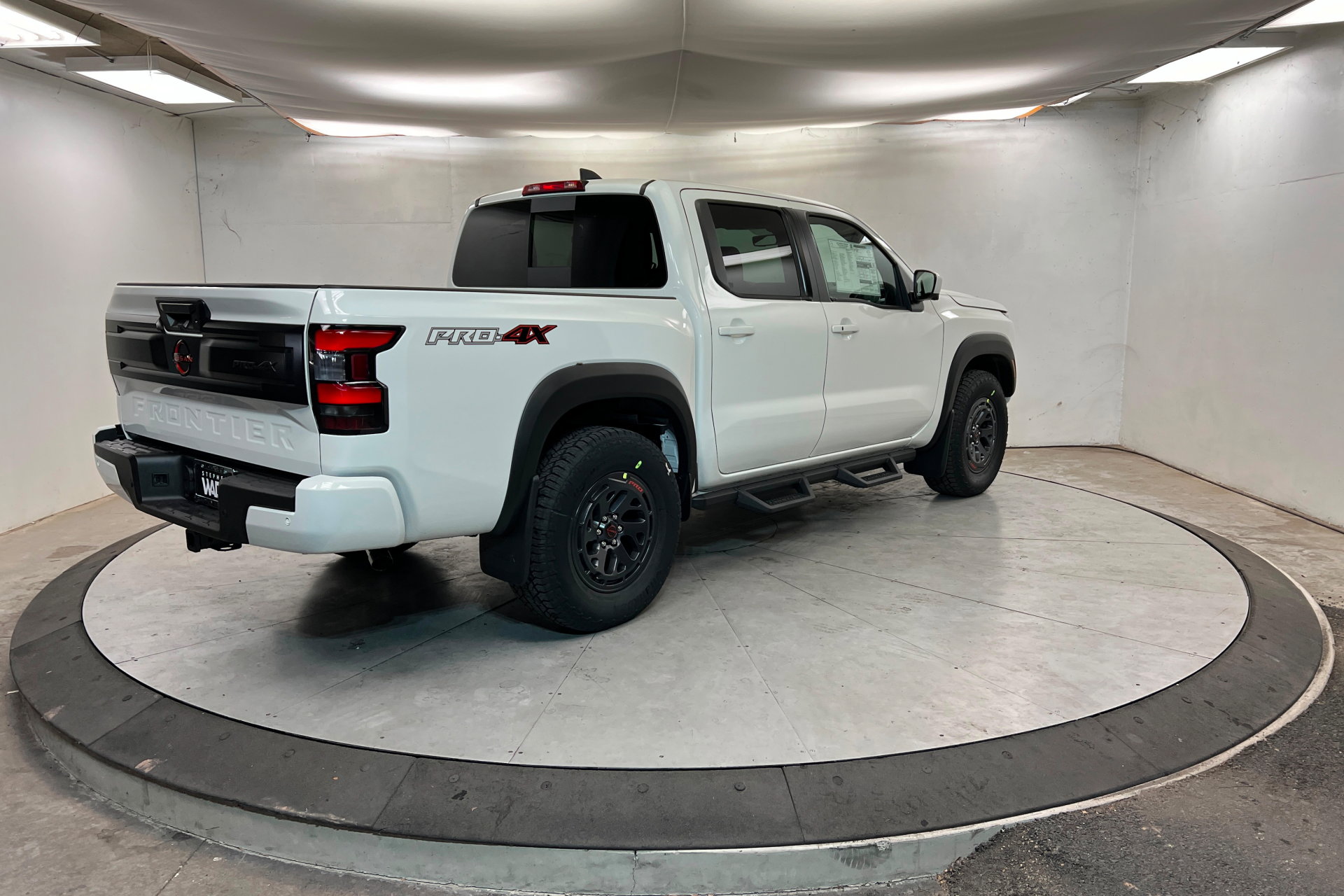 New 2026 Nissan Frontier PRO-4X w/ Pro Premium Package image 5