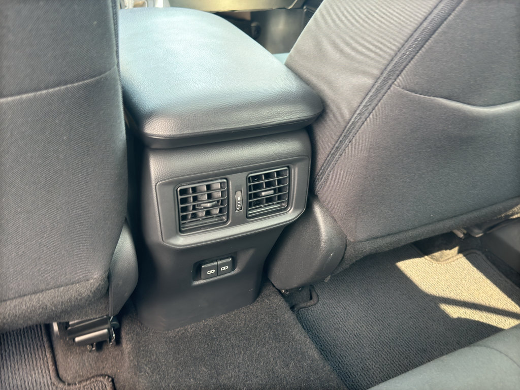 Used 2024 Toyota RAV4 XLE w/ Convenience Package AWD/4WD image 11