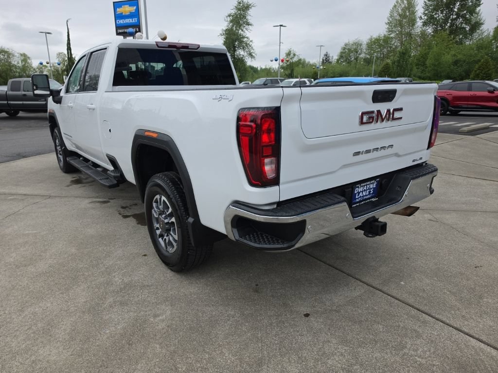 Used 2024 GMC Sierra 3500 SLE AWD/4WD image 3