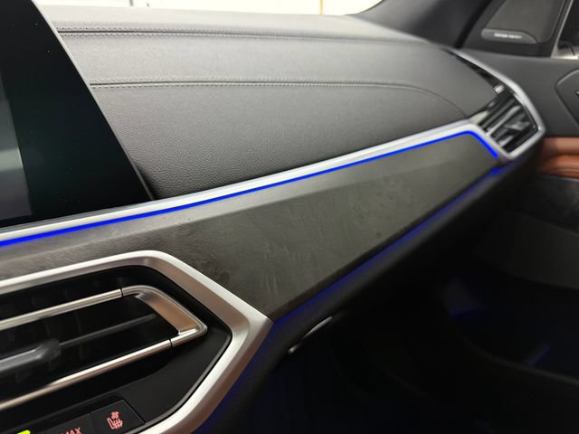 Used 2023 BMW X5 sDrive40i w/ M Sport Package RWD image 21