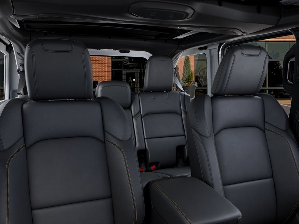New 2026 Jeep Wrangler Unlimited Sahara AWD/4WD image 26
