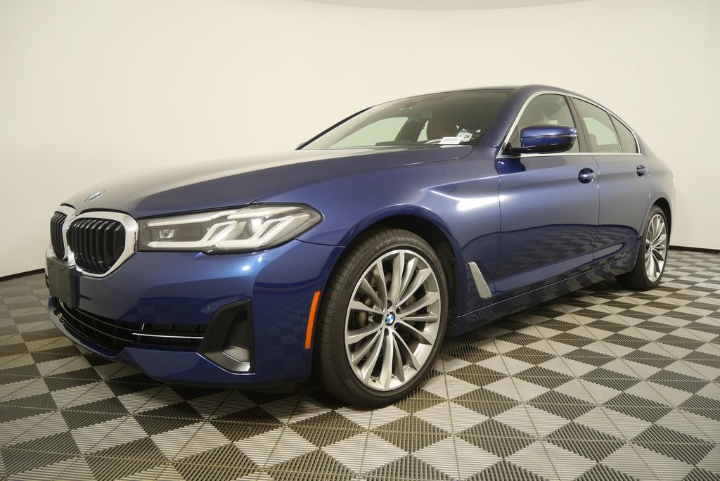 Certified 2023 BMW 530i xDrive w/ Premium Package AWD/4WD image 7