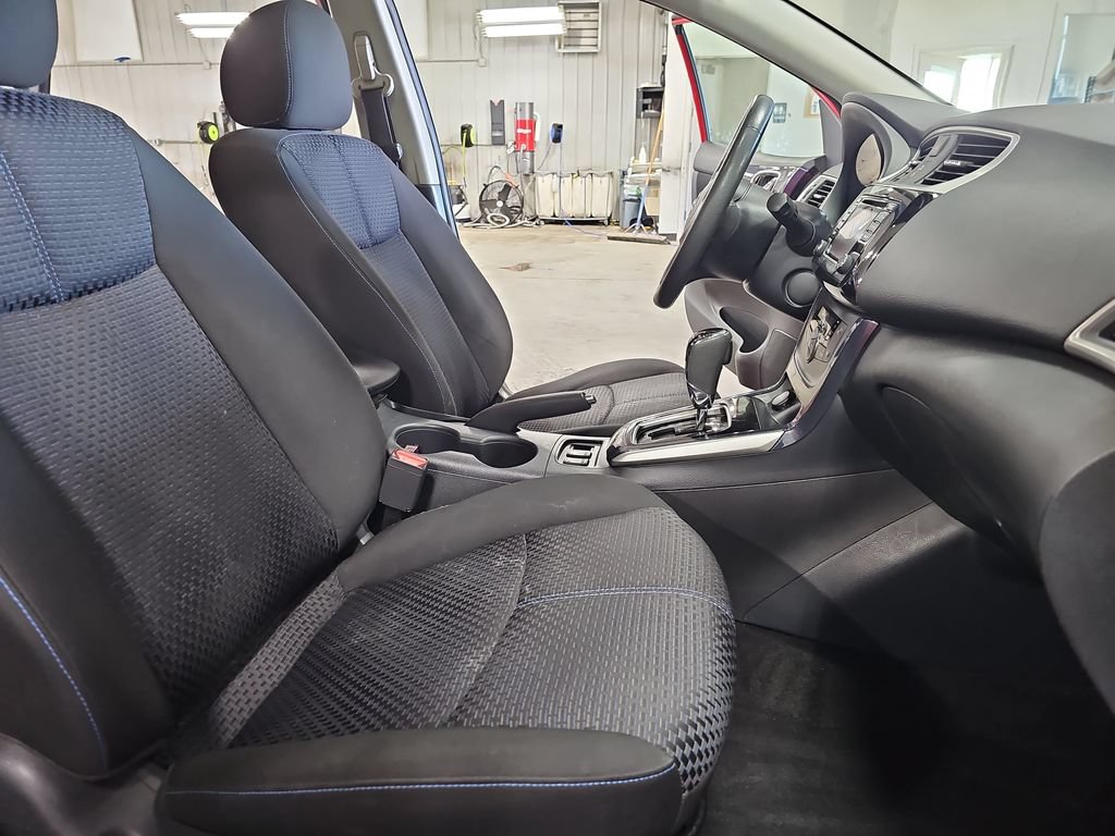 Used 2018 Nissan Sentra SR Turbo w/ Protection Package FWD image 10