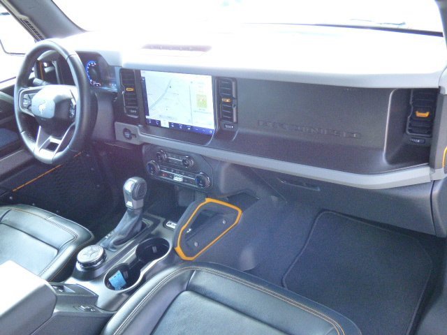 Used 2022 Ford Bronco Badlands w/ Sasquatch Package image 8