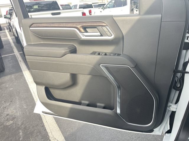 New 2026 GMC Sierra 2500 SLE image 18