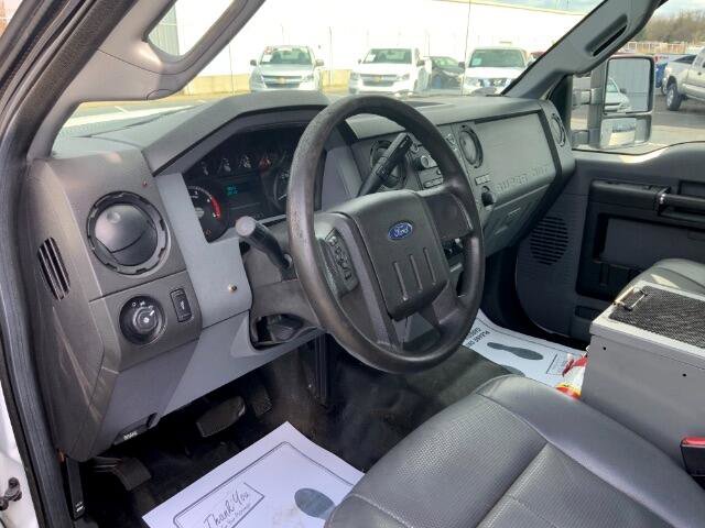 Used 2015 Ford F450 XL w/ Power Equipment Group image 9