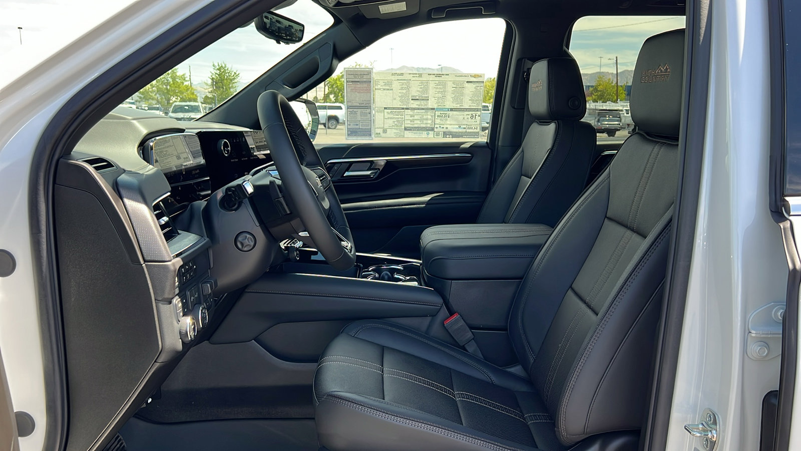 New 2025 Chevrolet Suburban High Country image 34