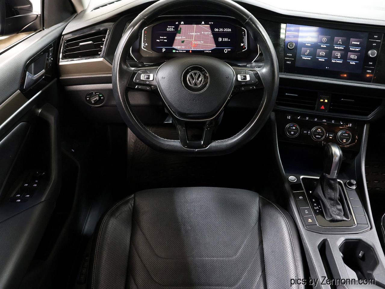 Used 2019 Volkswagen Jetta SEL Premium FWD image 16