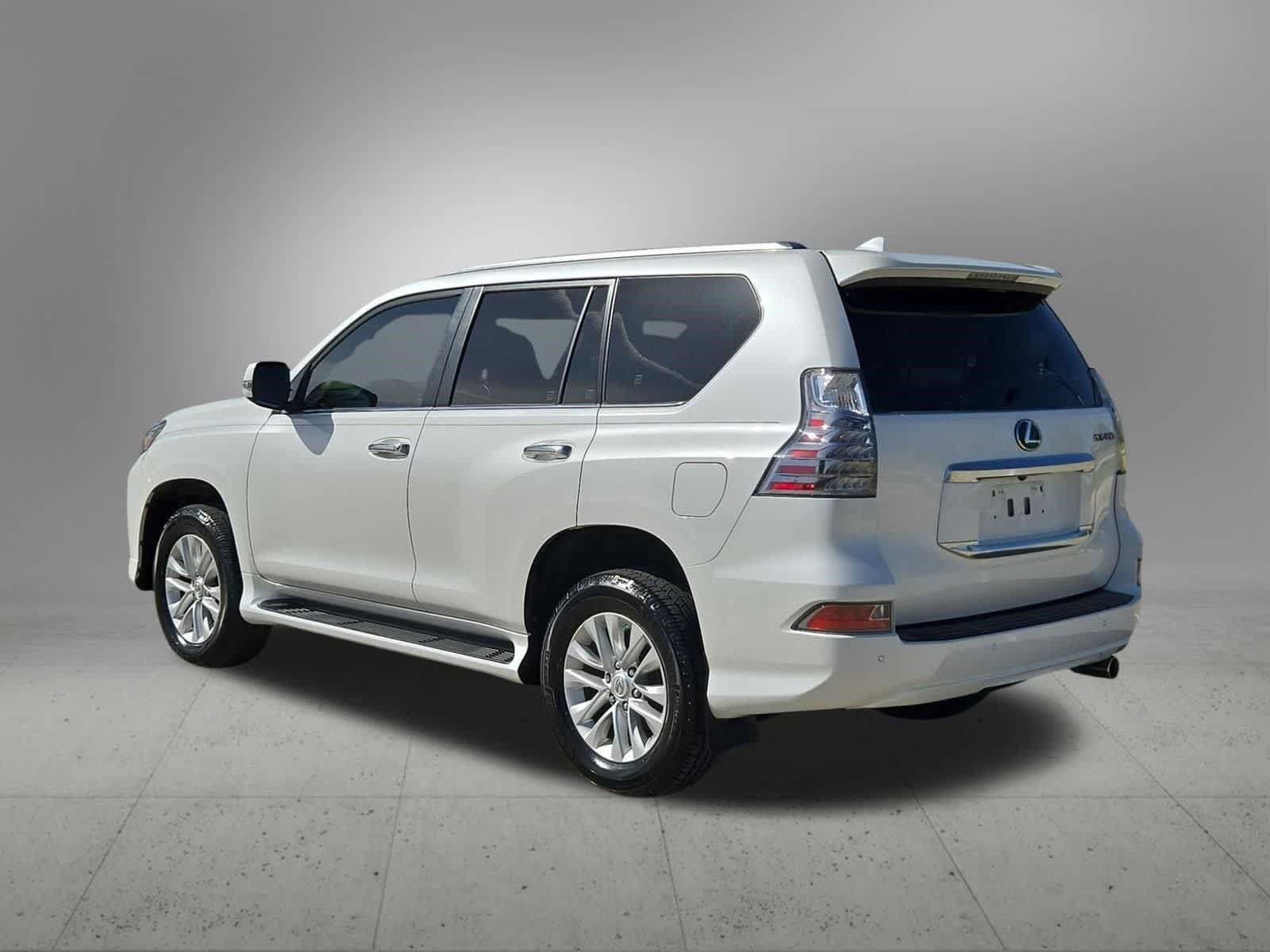 Used 2021 Lexus GX 460 Premium w/ Premium Package AWD/4WD image 4