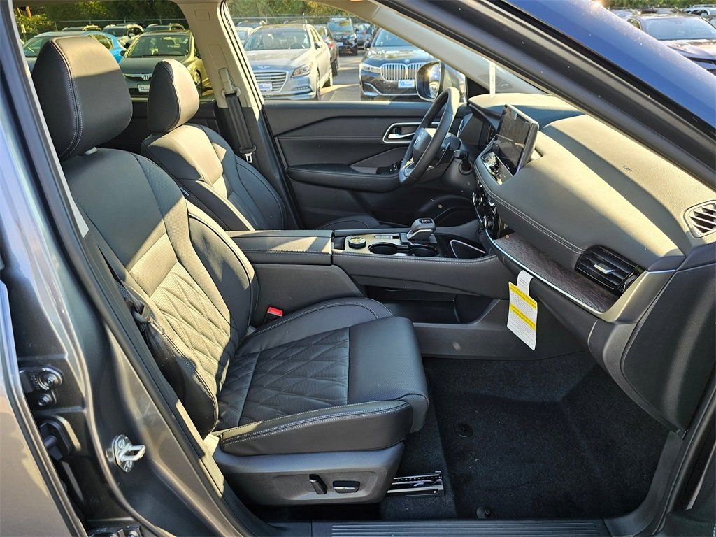 New 2026 Nissan Rogue Platinum w/ Platinum Premium Package image 28