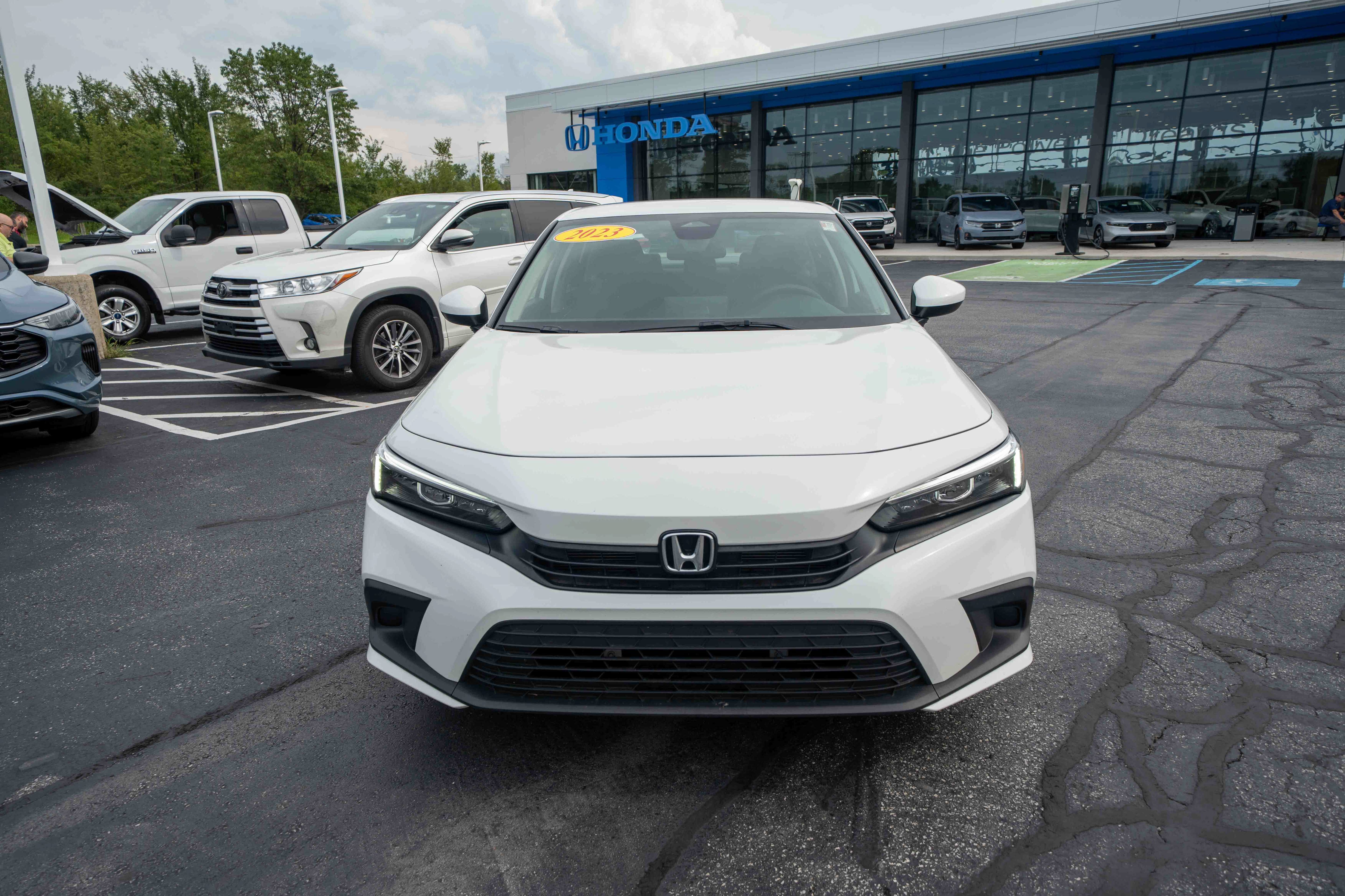 Certified 2023 Honda Civic LX image 2