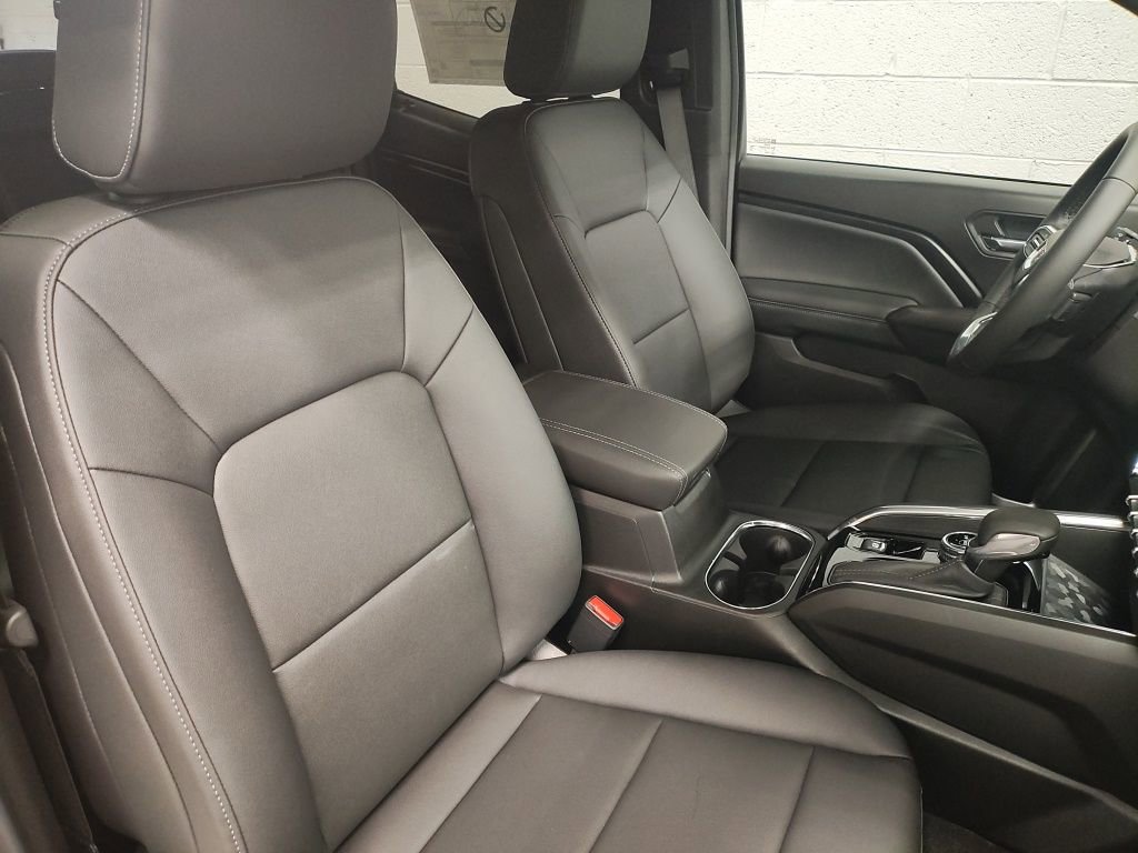 New 2026 GMC Canyon Elevation w/ Convenience Package image 10