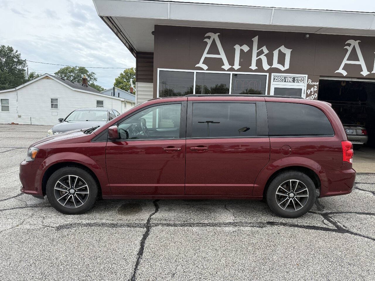 Used 2019 Dodge Grand Caravan GT FWD image 5