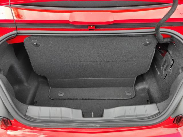 Used 2022 Chevrolet Camaro LT w/ RS Package image 6