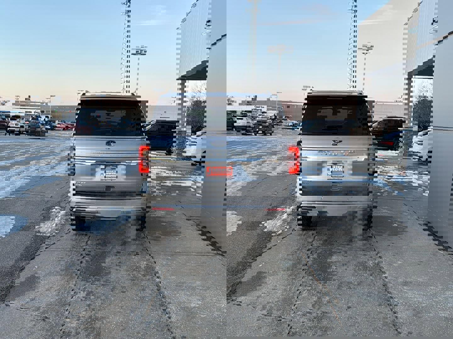 Used 2024 Ford Expedition Max Limited image 3