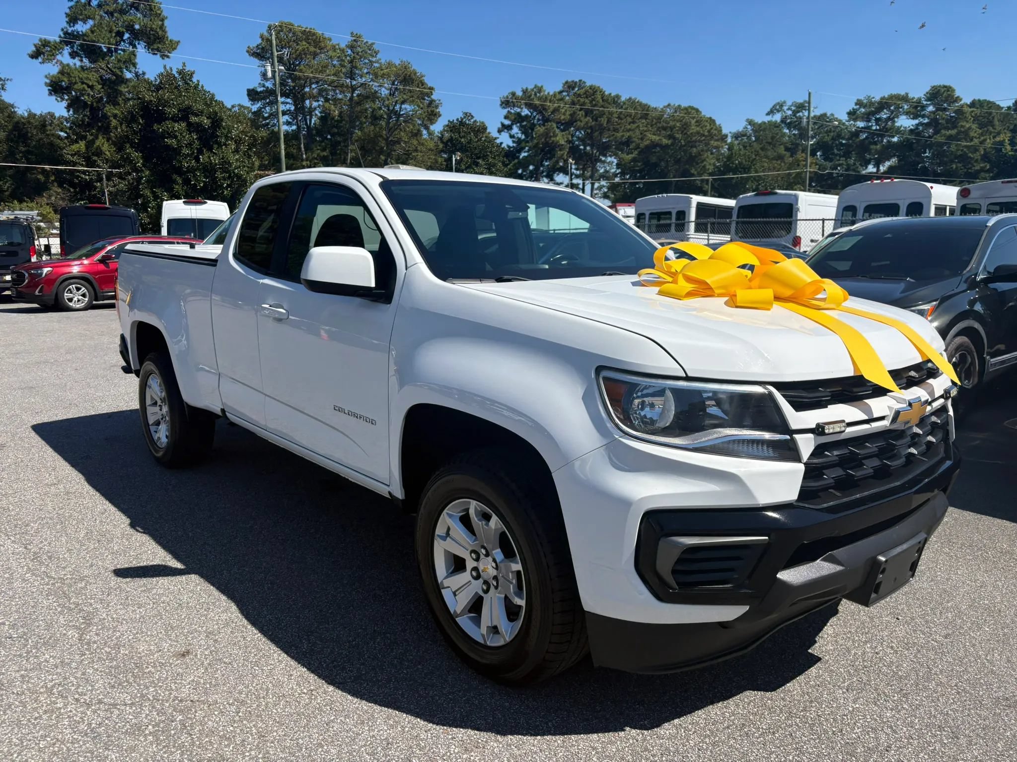 Used 2021 Chevrolet Colorado LT w/ Fleet Safety Package RWD image 2