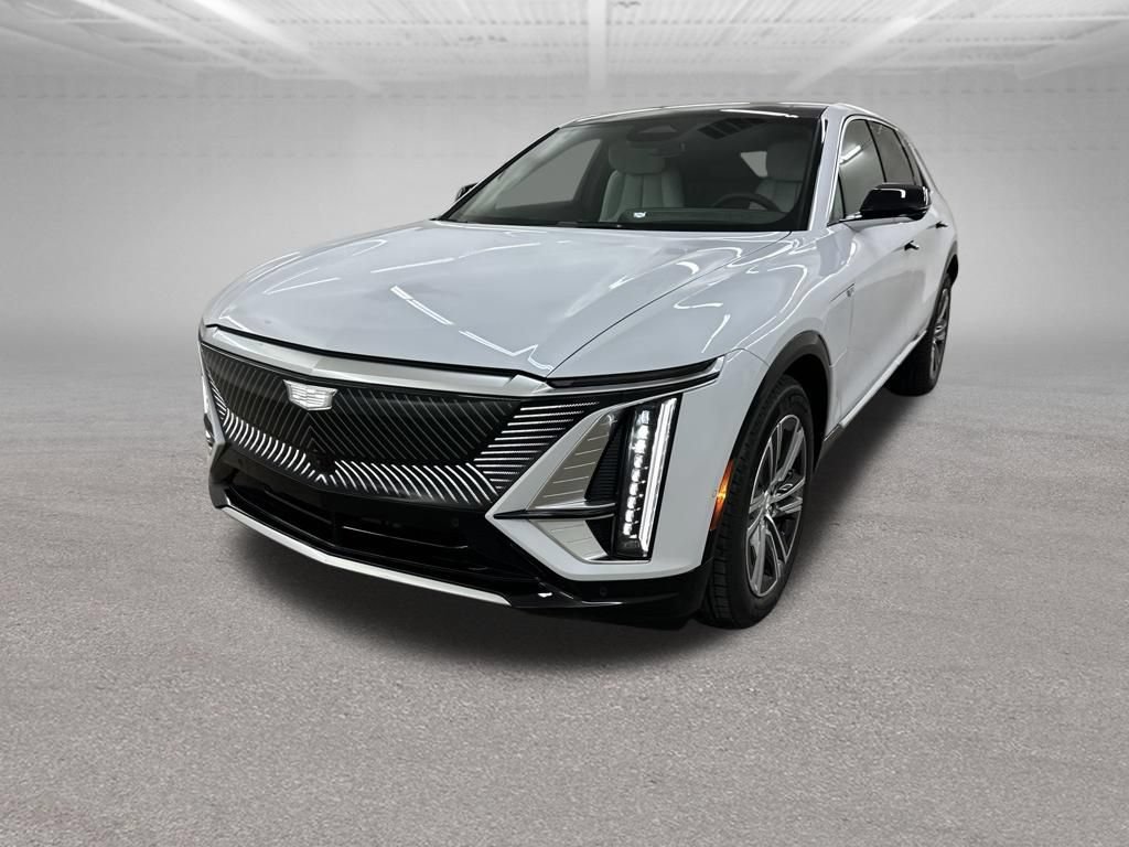 New 2026 Cadillac Lyriq Luxury AWD/4WD image 5