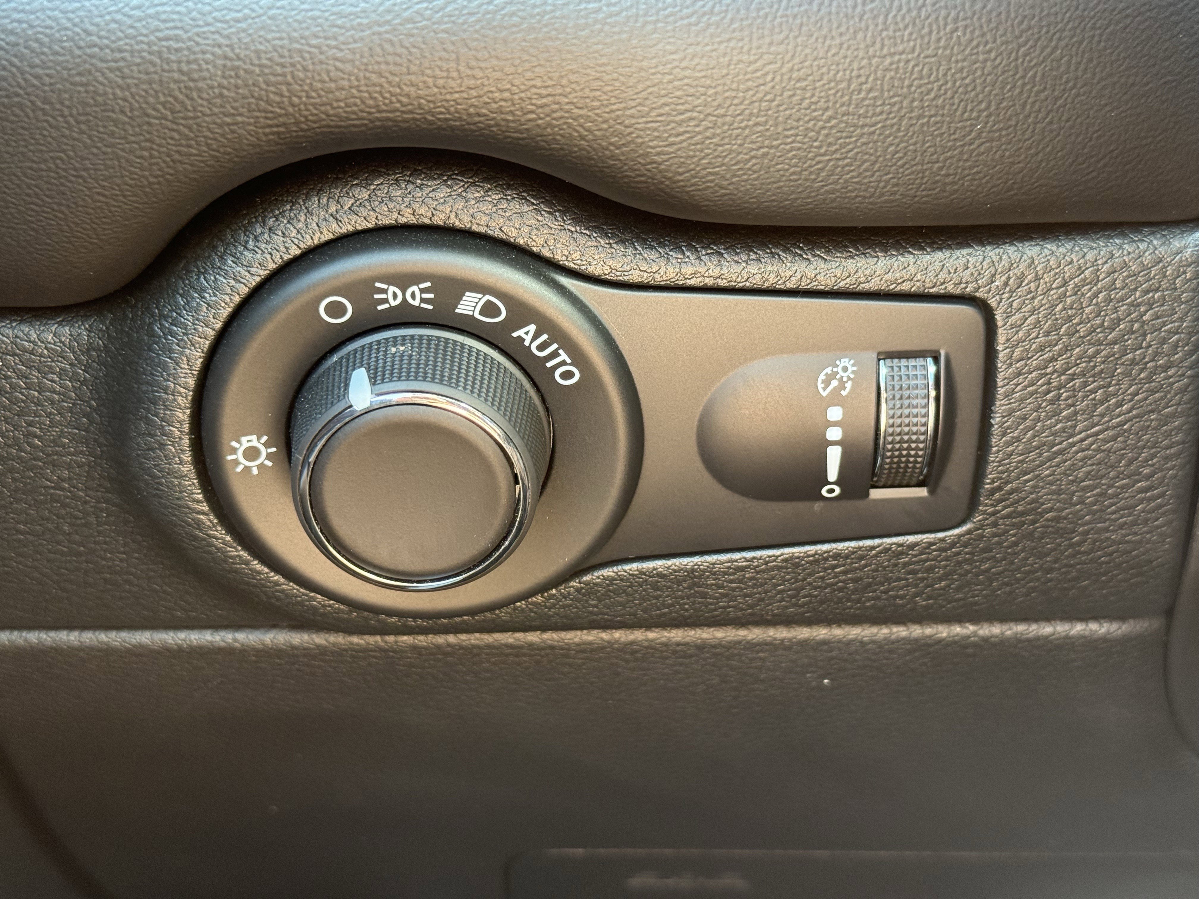 Used 2026 Dodge Durango GT image 26