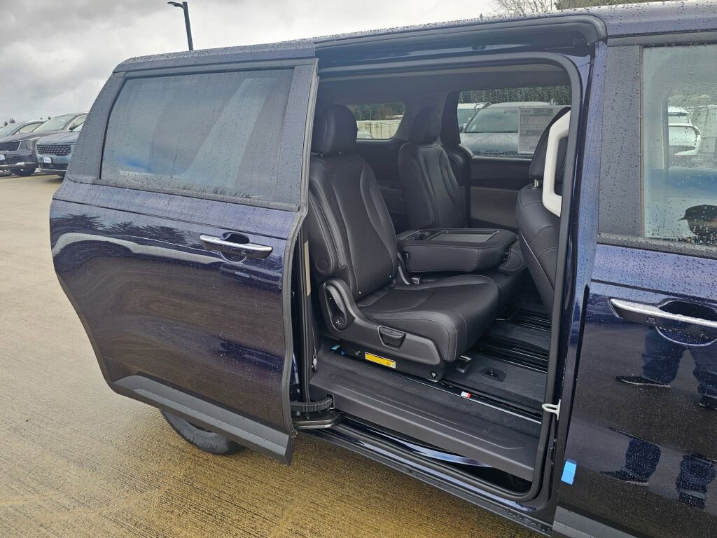 New 2026 Kia Carnival image 27