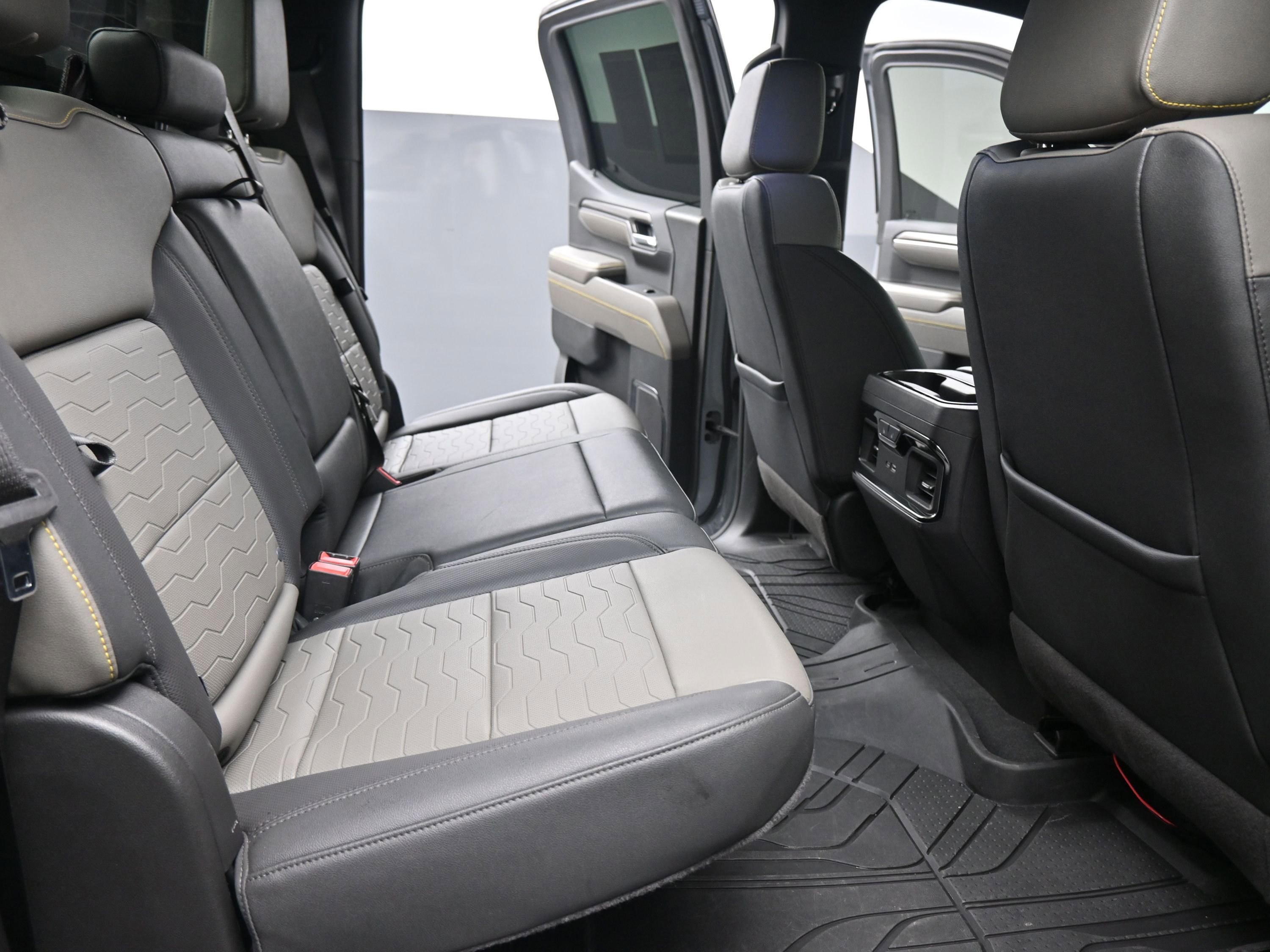 Certified 2024 Chevrolet Silverado 1500 ZR2 w/ Technology Package image 18