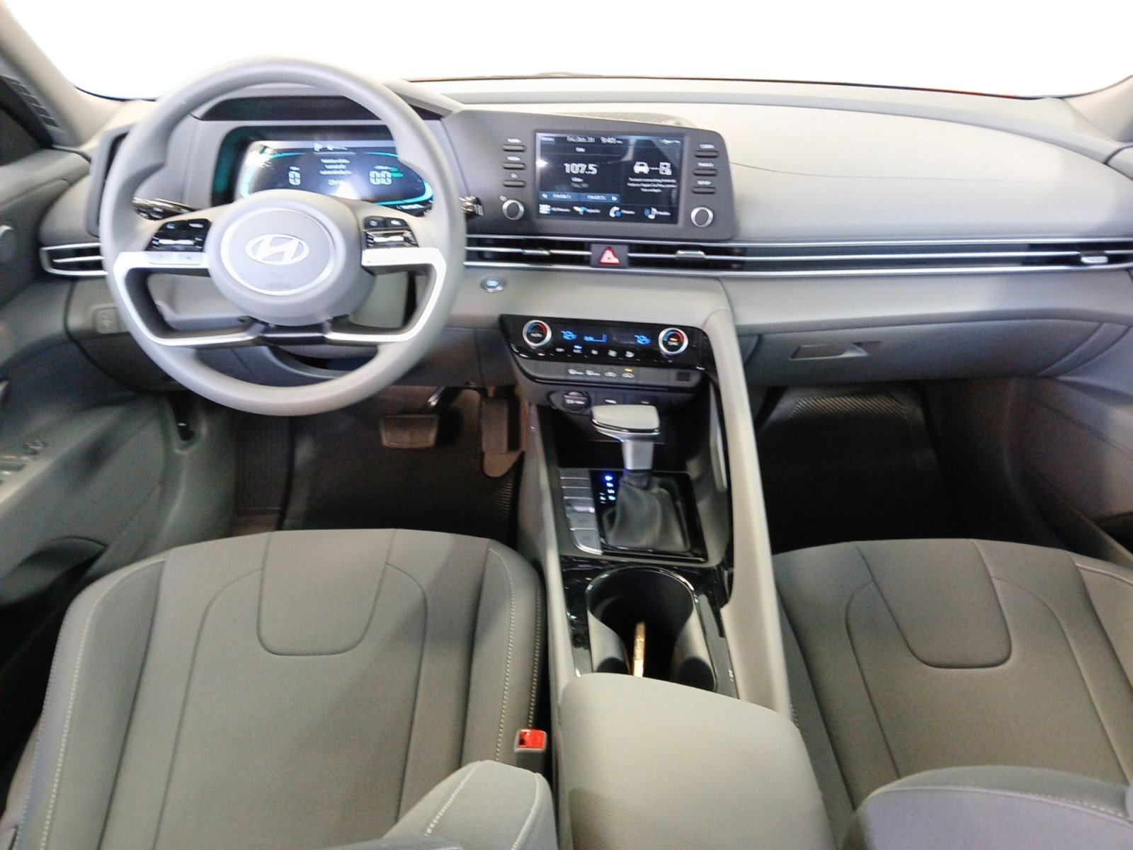 New 2025 Hyundai Elantra Blue image 10