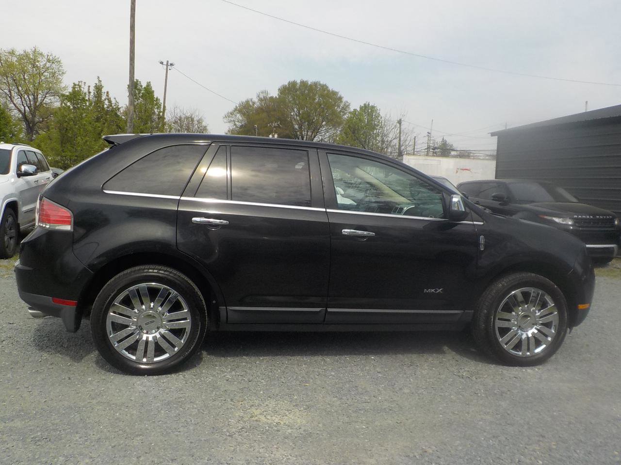 Used 2010 Lincoln MKX AWD image 6