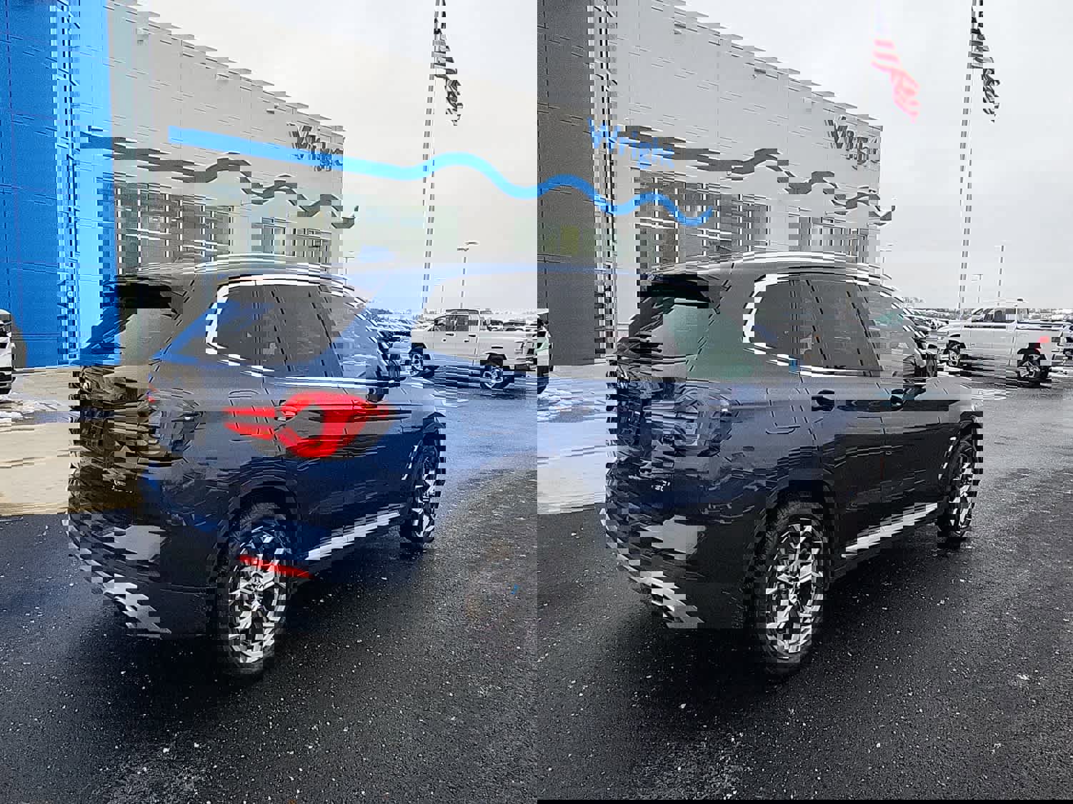 Used 2022 BMW X3 xDrive30i image 2