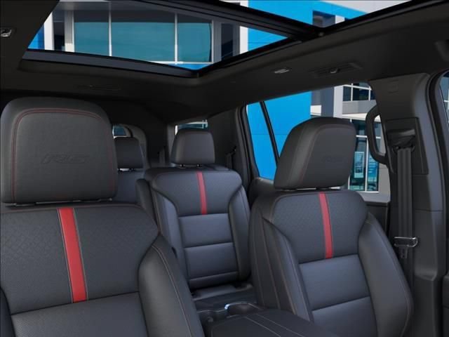 New 2027 Chevrolet Traverse RS w/ LPO, Floor Liner Package AWD/4WD image 24
