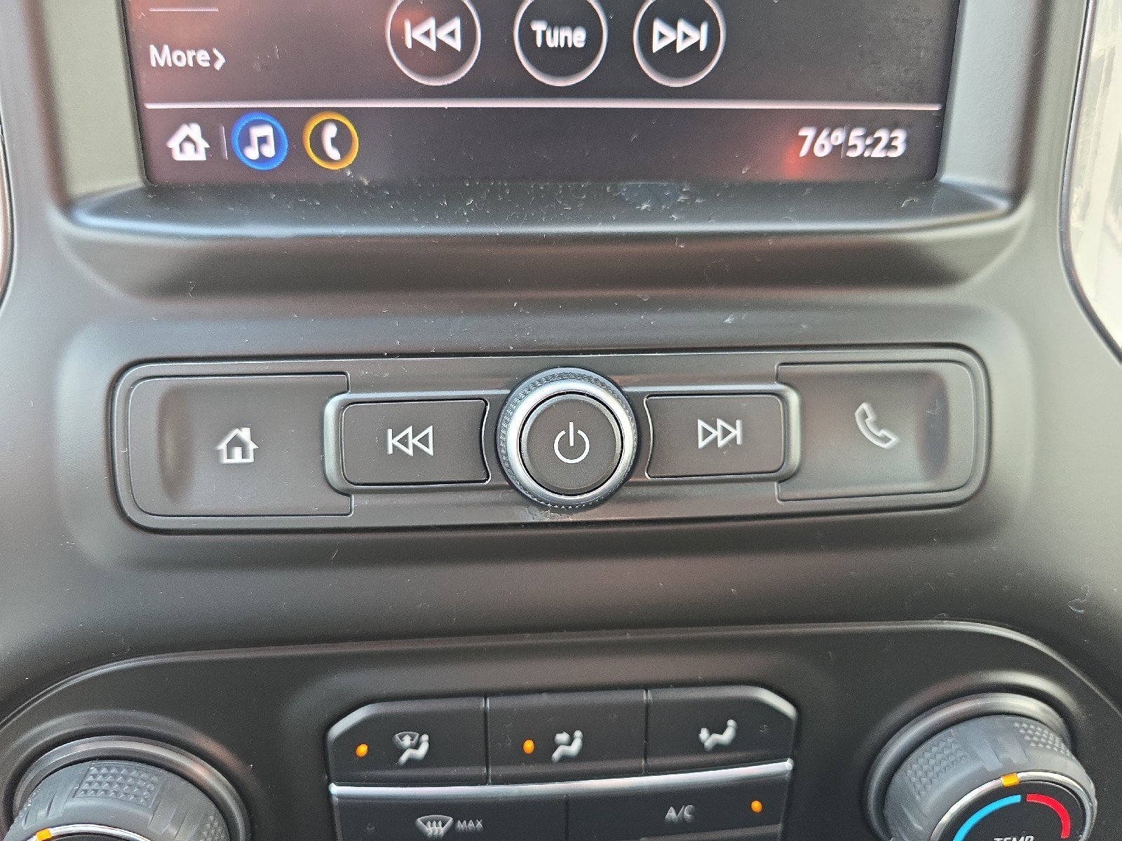 Used 2020 Chevrolet Silverado 1500 Custom image 30