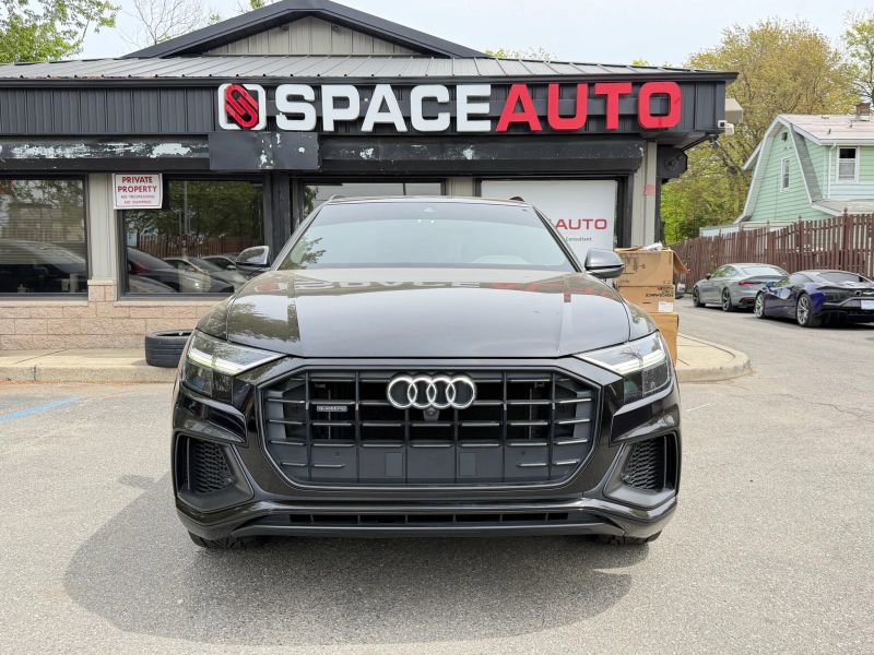 Used 2019 Audi Q8 Premium Plus w/ Premium Plus AWD/4WD image 2