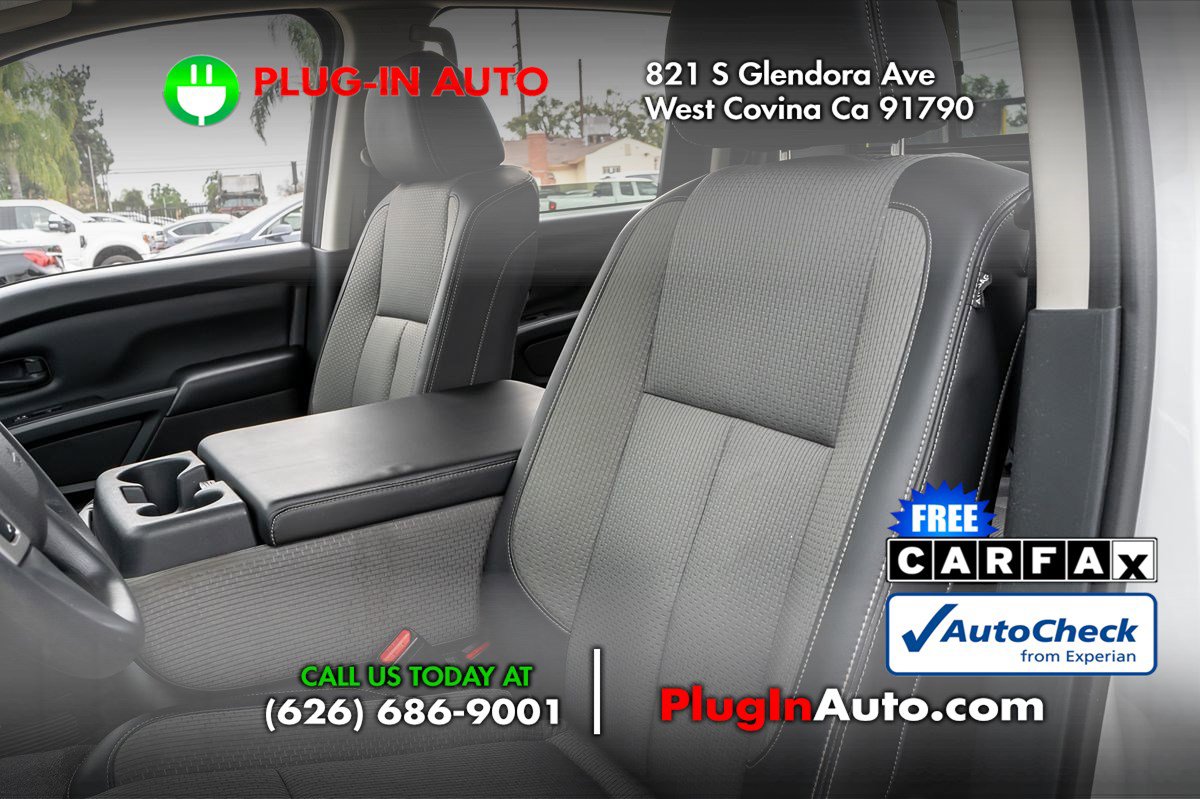 Used 2021 Nissan Titan S w/ S Utility Package image 2