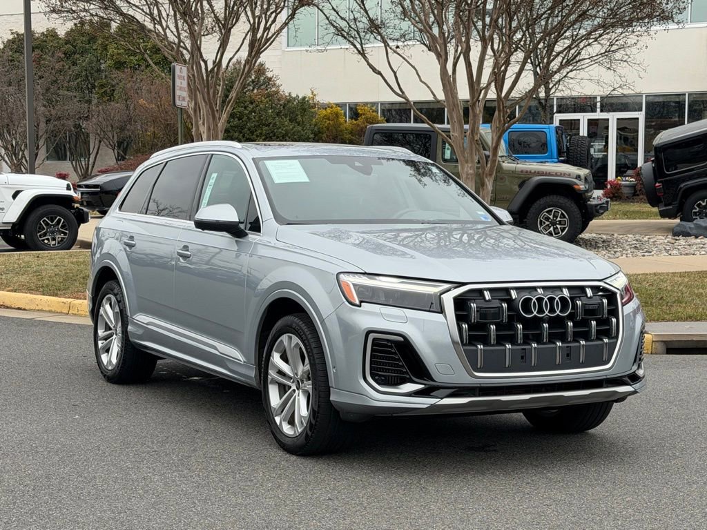 Used 2025 Audi Q7 3.0T Premium Plus