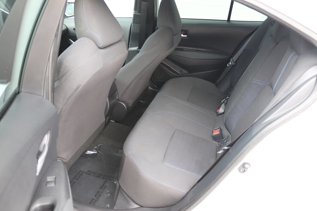 Used 2022 Toyota Corolla SE FWD image 11