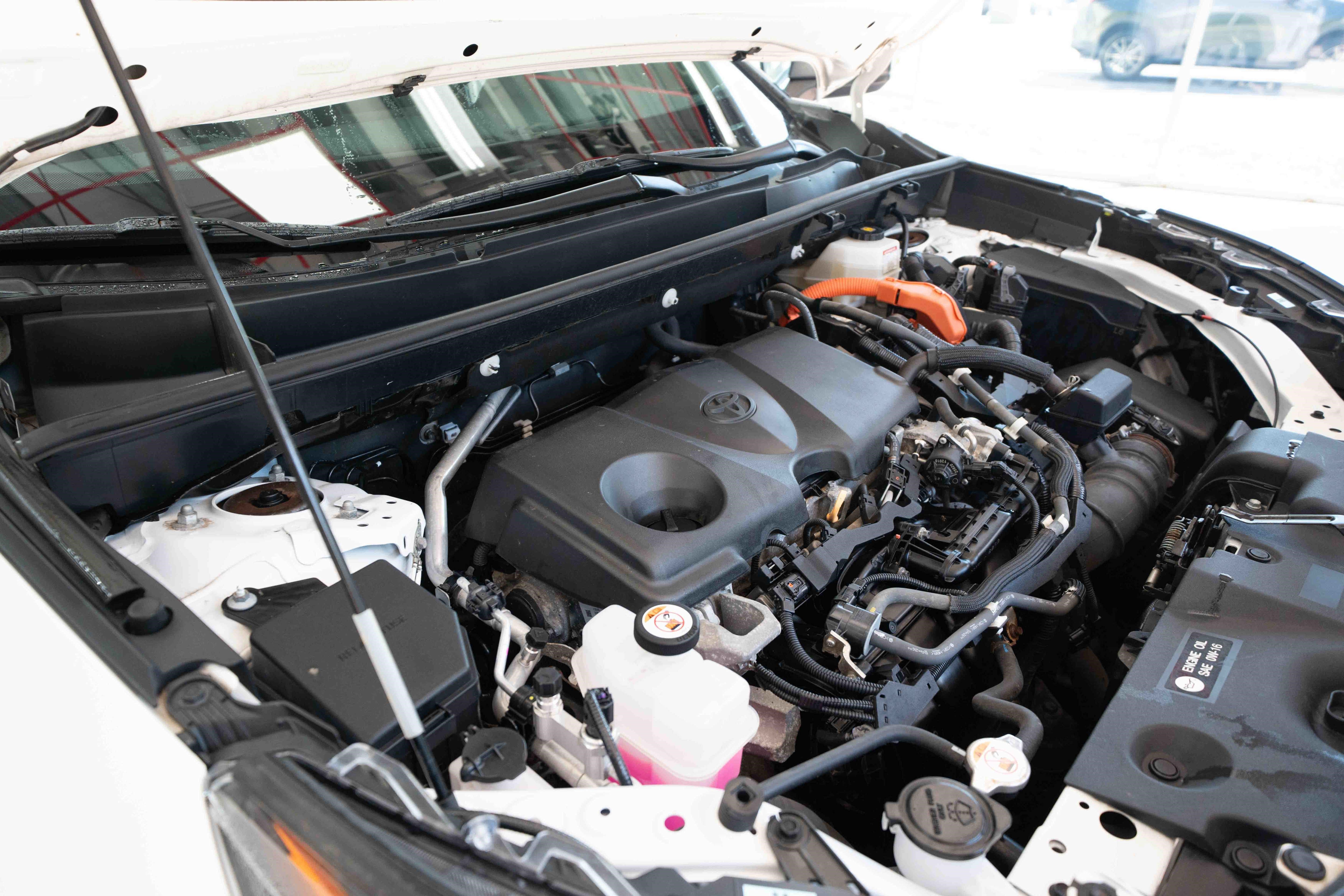 Used 2022 Toyota RAV4 LE AWD/4WD image 32
