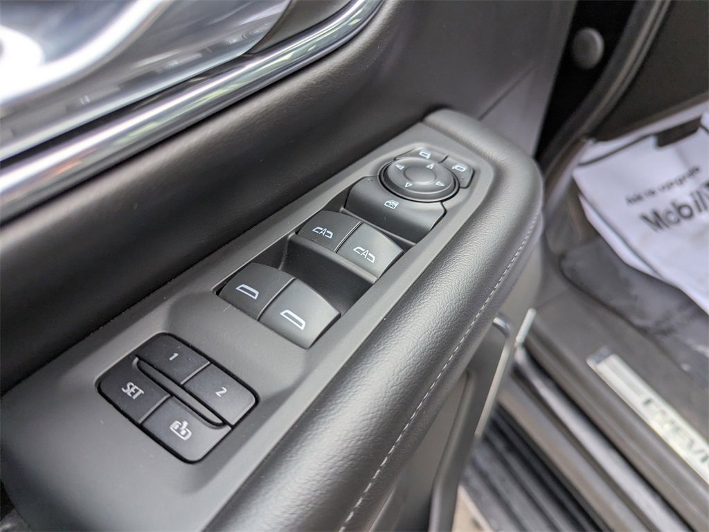 Used 2023 Chevrolet Tahoe LT image 11