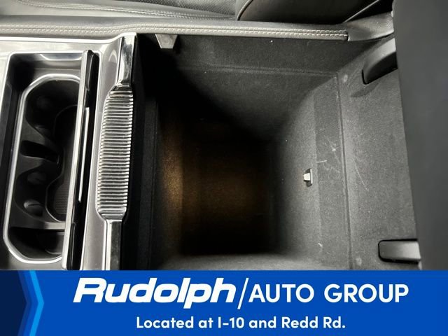 Used 2024 Jeep Wagoneer Base w/ HD Trailer Tow Package image 22