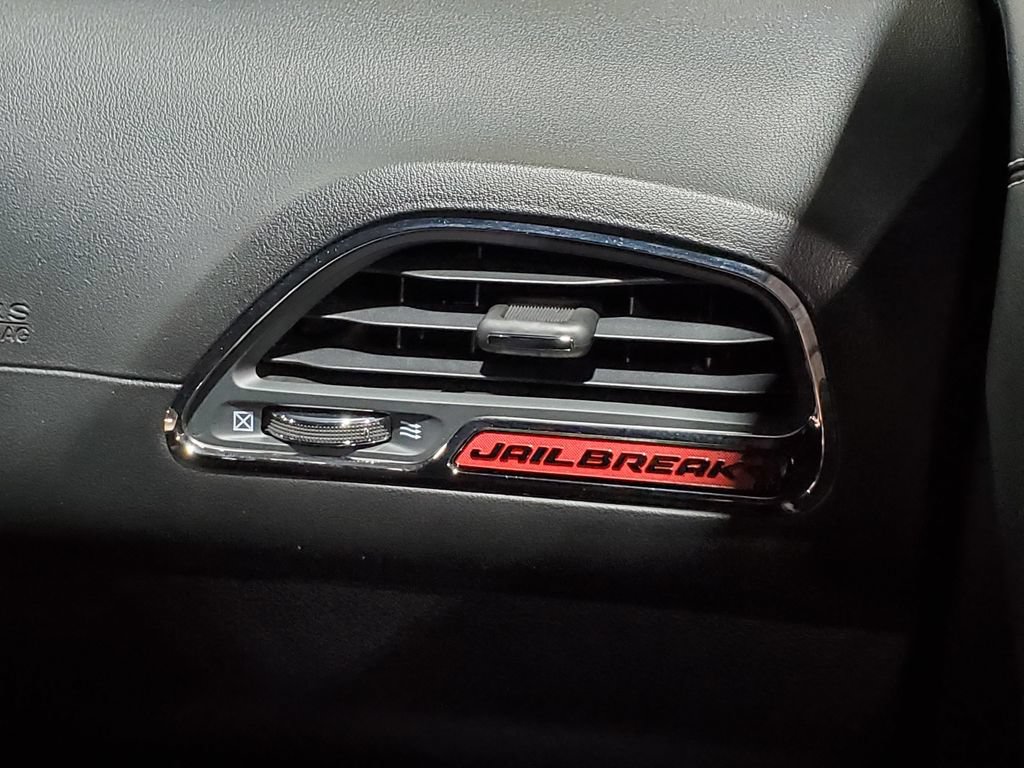 Used 2023 Dodge Challenger SRT Hellcat w/ Driver Convenience Group RWD image 31
