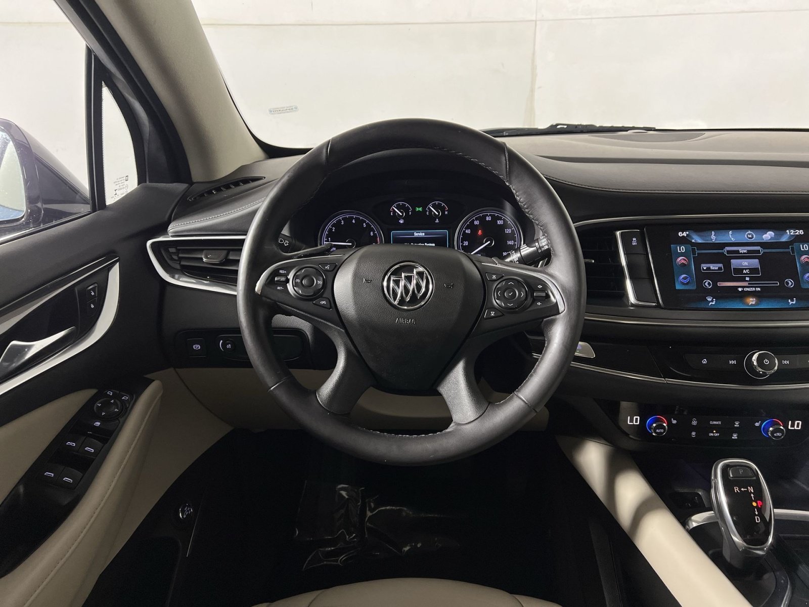 Used 2018 Buick Enclave Essence FWD image 16