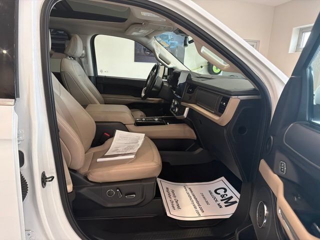 Used 2024 Ford Expedition Max Limited AWD/4WD image 21