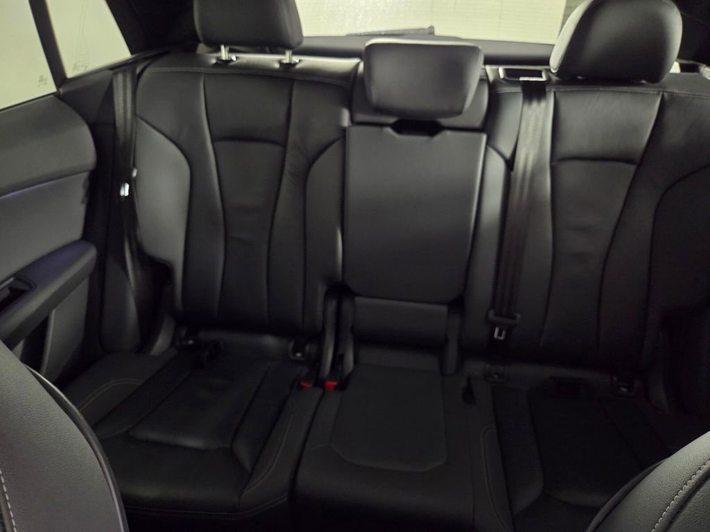 Used 2019 Audi Q8 Premium w/ Convenience Package image 24