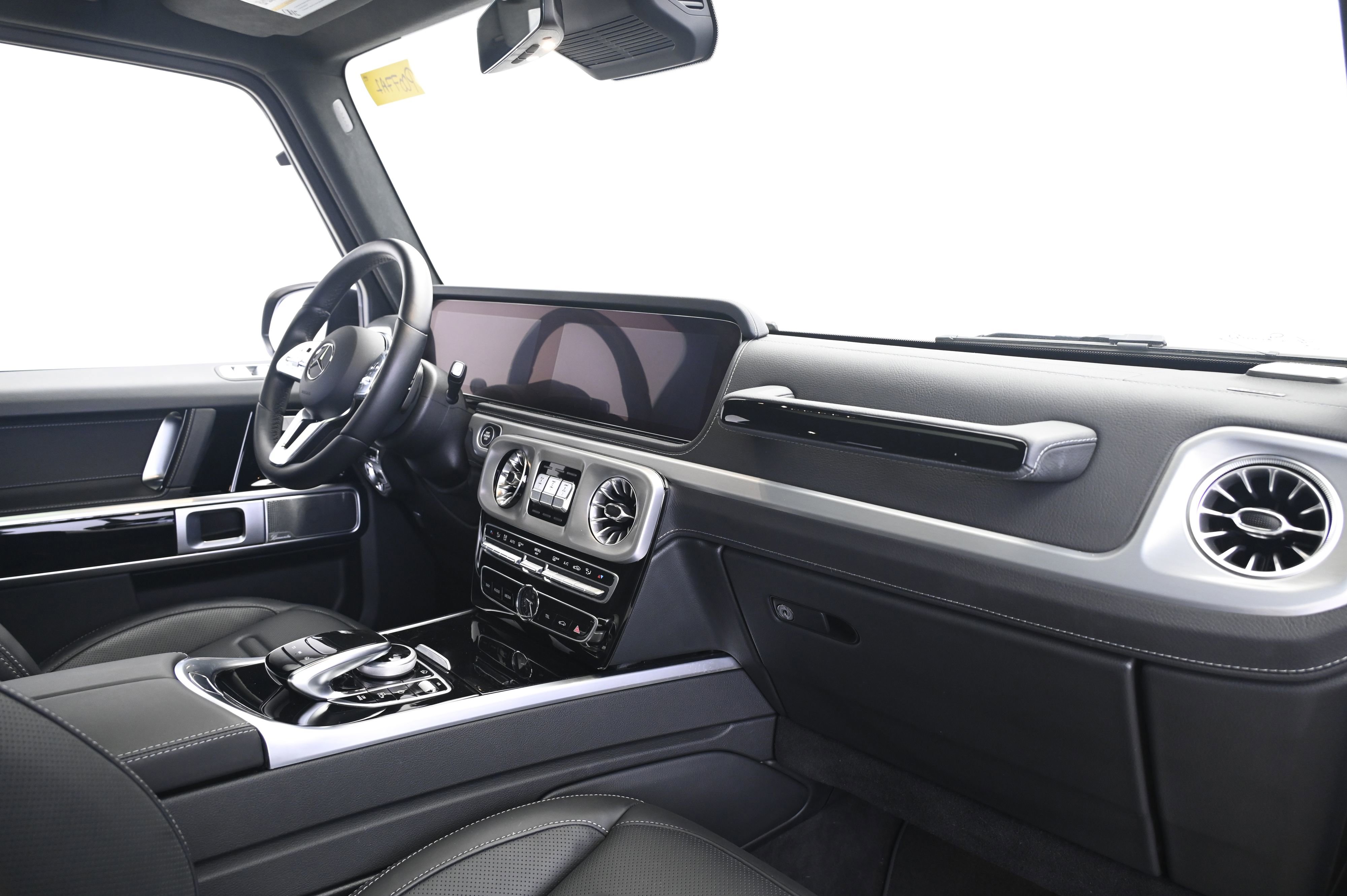 Used 2024 Mercedes-Benz G 550 image 22