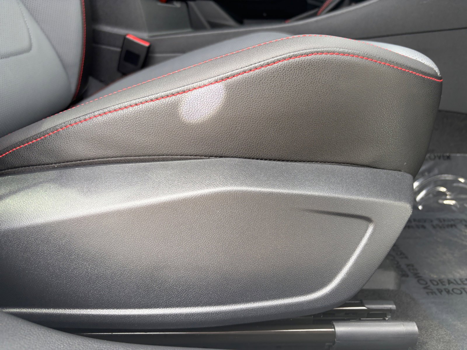 Used 2025 Volkswagen Jetta GLI Autobahn image 34