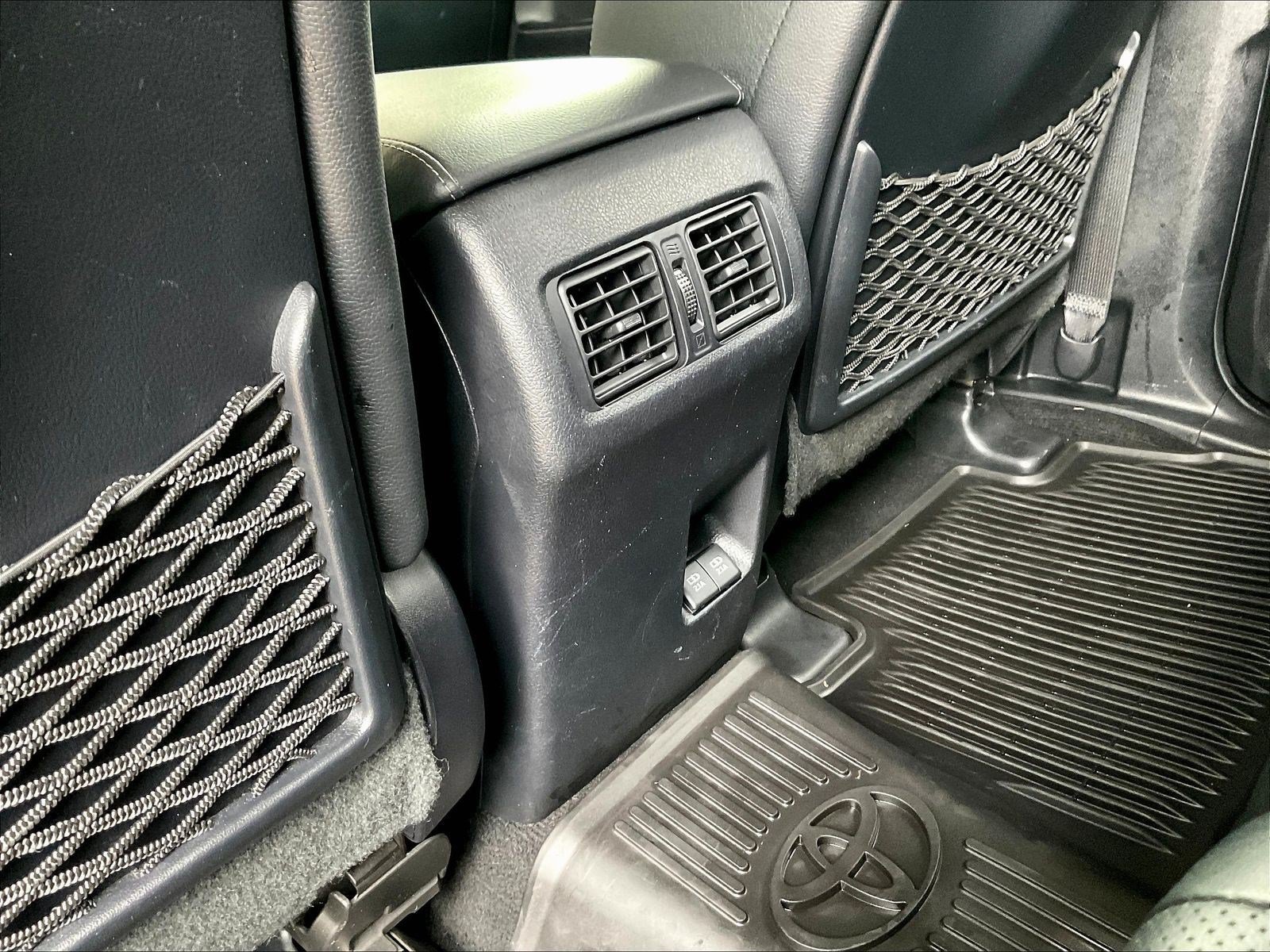 Used 2020 Toyota 4Runner Limited AWD/4WD image 10